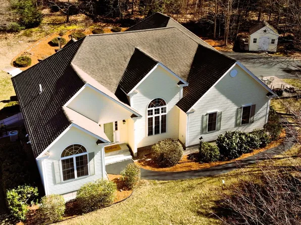 232 Christie Road, New Boston, NH 03070