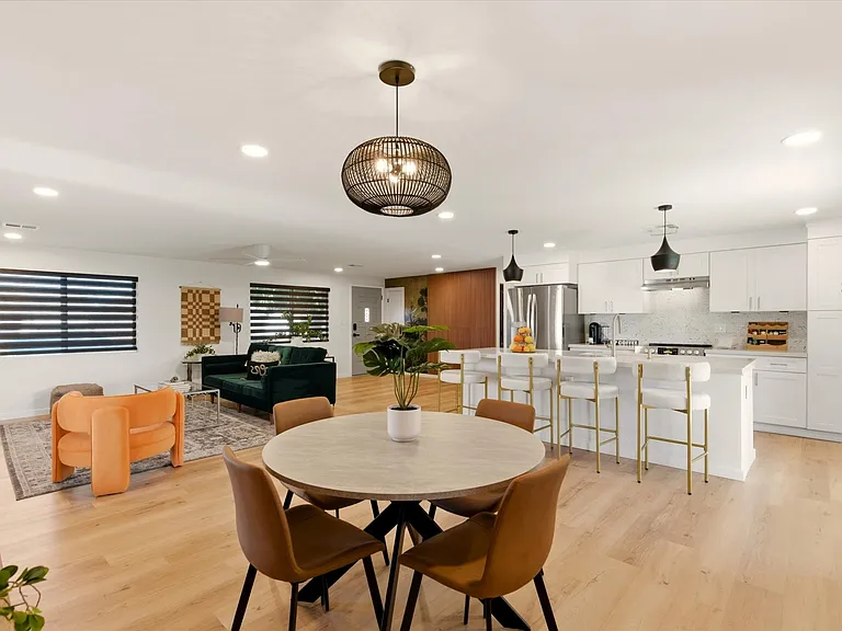 4109 E Crocus Dr — Photo 10