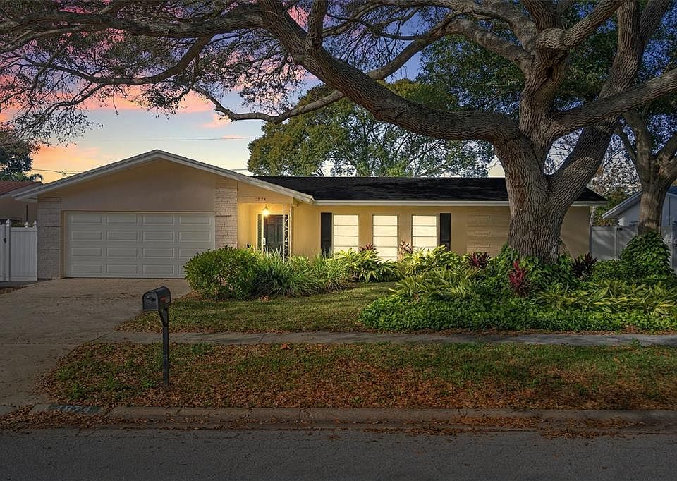 1st image of 1874 Paradise Ln