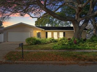 1874 Paradise Ln, Clearwater, FL 33756