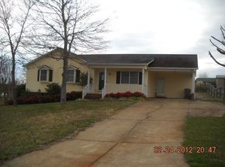 140 Dove Ln, Rutherfordton, NC 28139