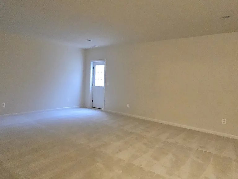 107 Alabaster Ln — Photo 17