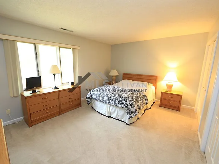 4320 Beechnut Ln — Photo 7