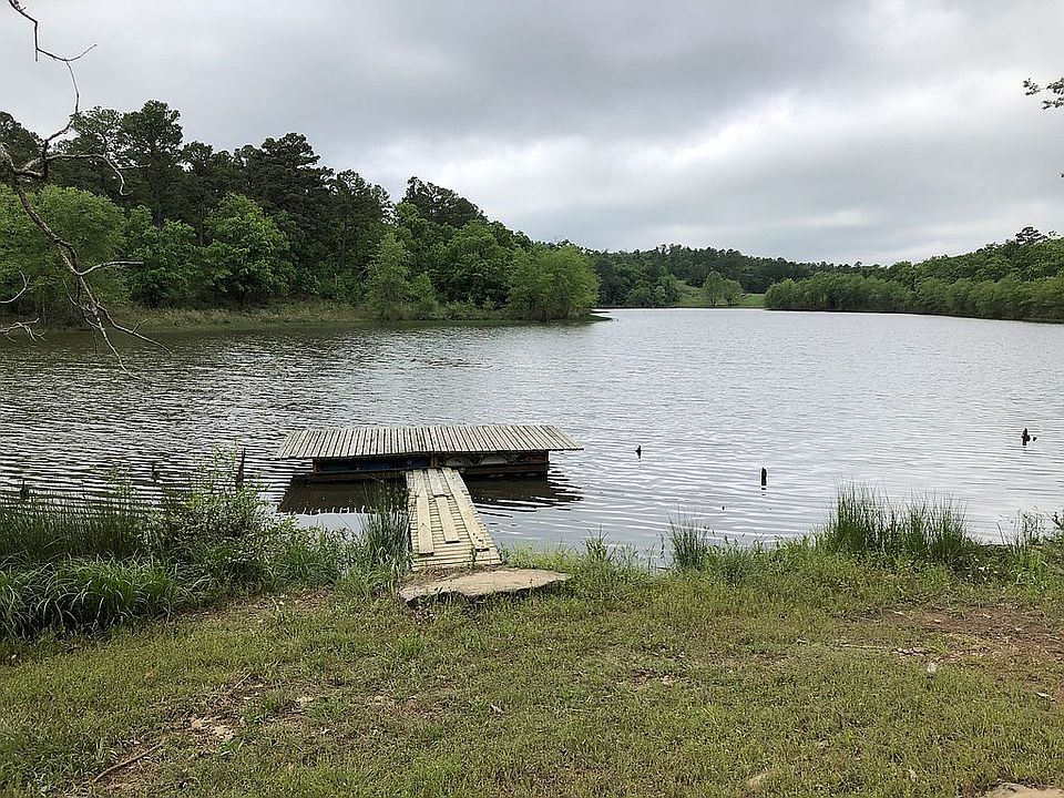 26 Acres lake