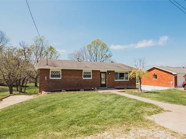 19 Osborne St, Washington, WV 26181