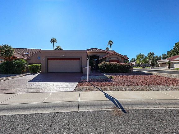 3rd image of 20020 N ASCOT Drive