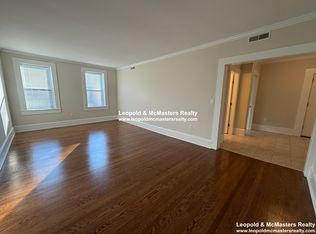 16 Short St APT 6, Brookline, MA 02446