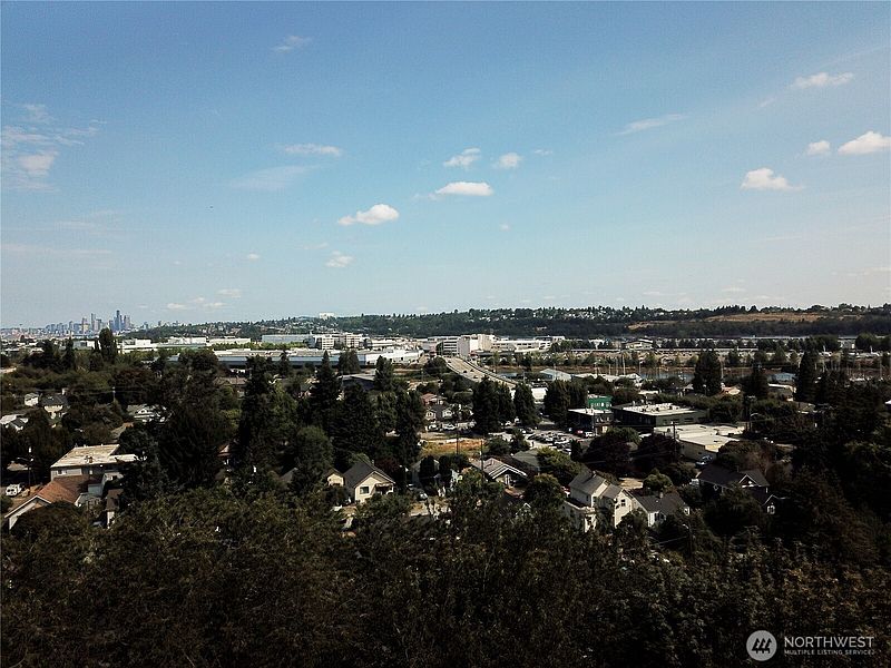 2nd image of 1211 S Trenton Street