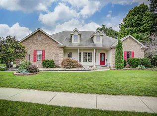 6836 Tree Top Trl, Fort Wayne, IN 46845