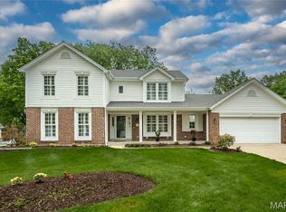 1712 Eldon Ridge Ct, Chesterfield, MO 63017