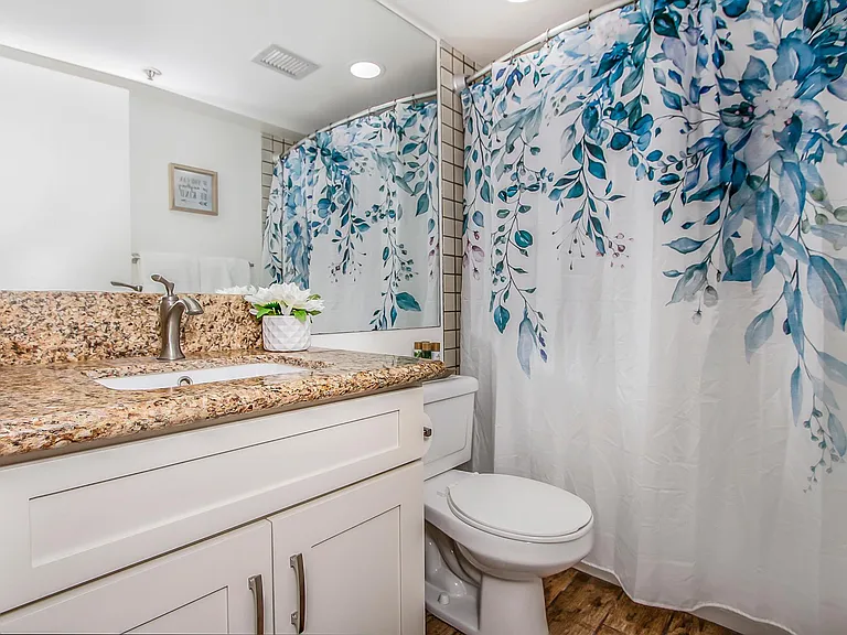 60 N Beretania St #1809 — Photo 15