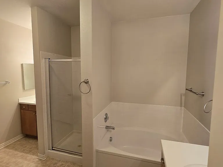 3601 E 103rd Cir #B13 — Photo 12
