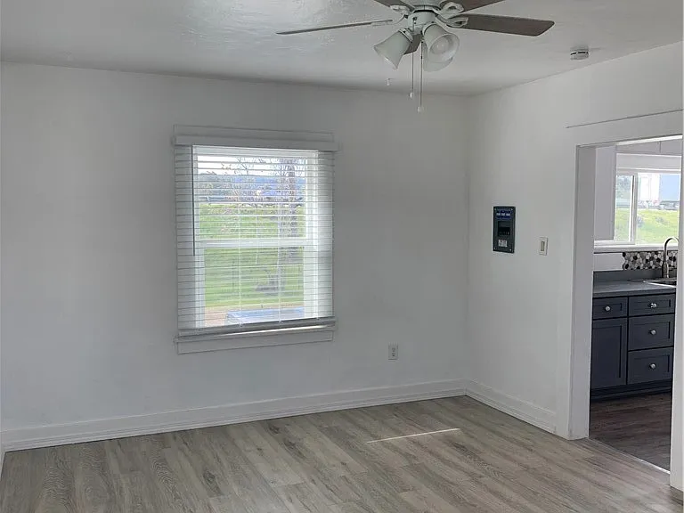 315 W Colton Ave #1/2 — Photo 5