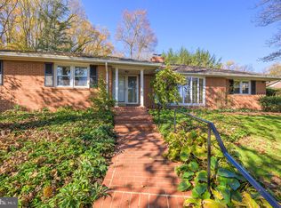 2 Kings Ridge Rd, Wilmington, DE 19808