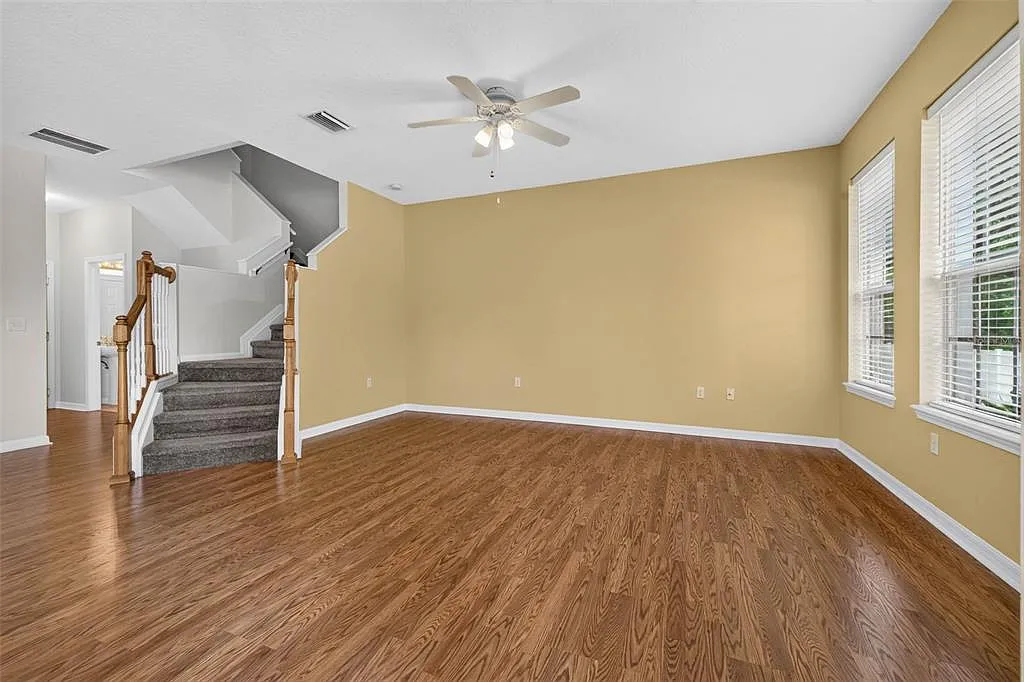 3 bed, 2.5 bath, 1513 sqft, $2,250 — Photo 3