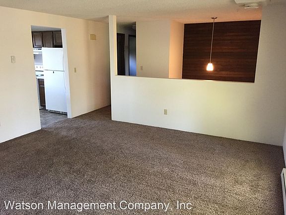 3rd image of 10612 E 32nd Ave