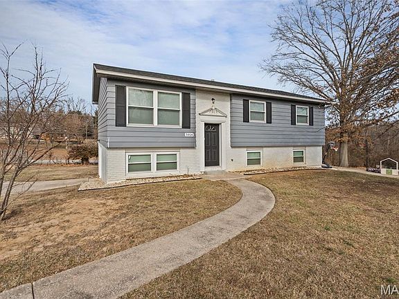 5th image of 5916 Dogwood Ln