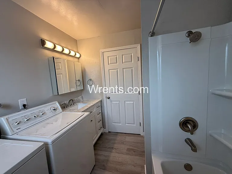 1718 W Boone Ave — Photo 19