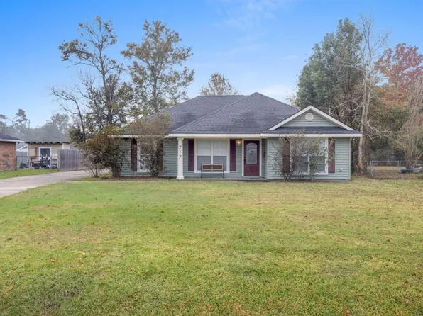 717 University Dr, Lake Charles, LA 70605
