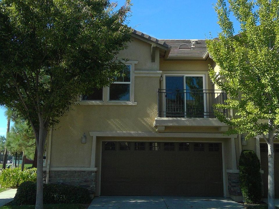 1st image of 3301 N Park Dr Unit 4412