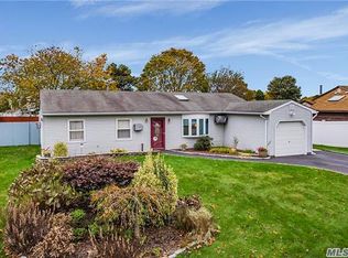 10 Michael Ave, Bellport, NY 11713