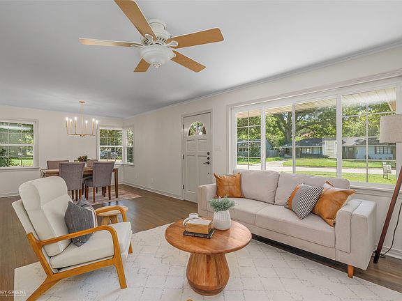 2nd image of 3738 Madison Park Blvd