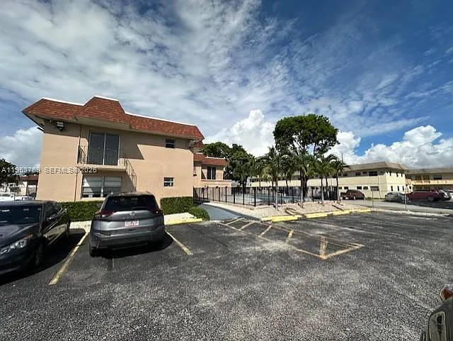 1015 NW 45th Ave #108 — Photo 19