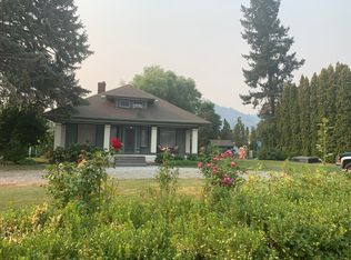 914 Pioneer Ave, Cashmere, WA 98815
