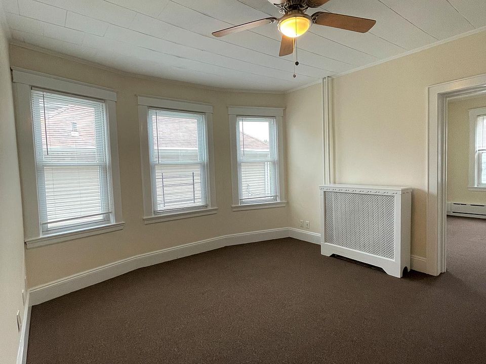 1st image of 25 Vernon Pl Floor 1