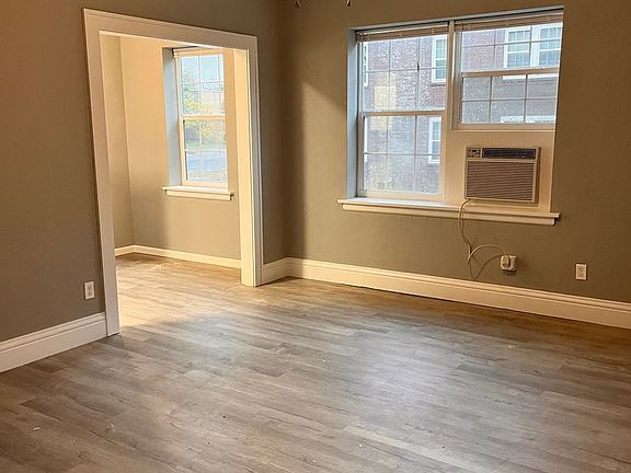5th image of 1201 E Broadway Ave APT B