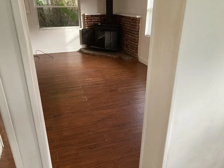 276 Cambridge Blvd — Photo 3