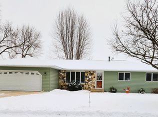 2450 Southview Ct, Hastings, MN 55033