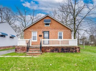 5657 Harrison Ave, Maple Heights, OH 44137