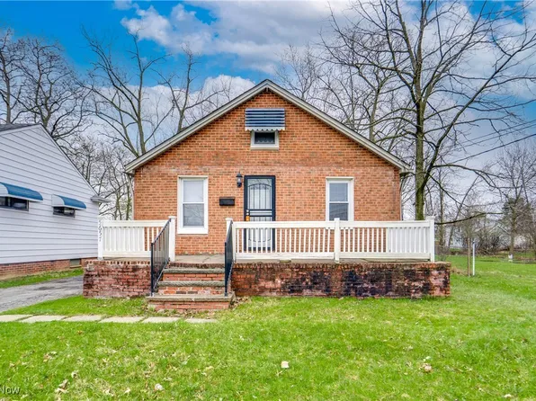 5657 Harrison Ave, Maple Heights, OH 44137