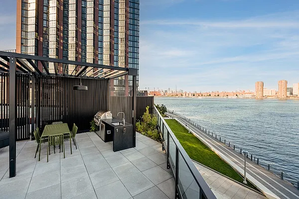 Rented by Brookfield (Funnel) - Legacy | media 25
