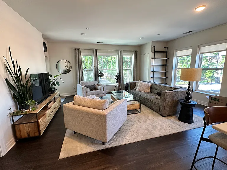 Ewing Place — Photo 17