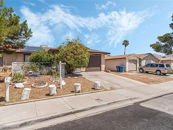 2nd image of 4920 Danbrook Ct #0