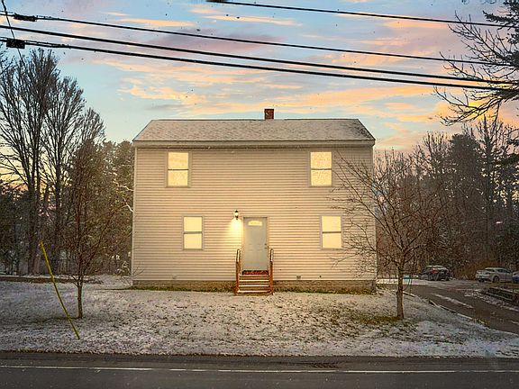 3rd image of 213 Buxton Road