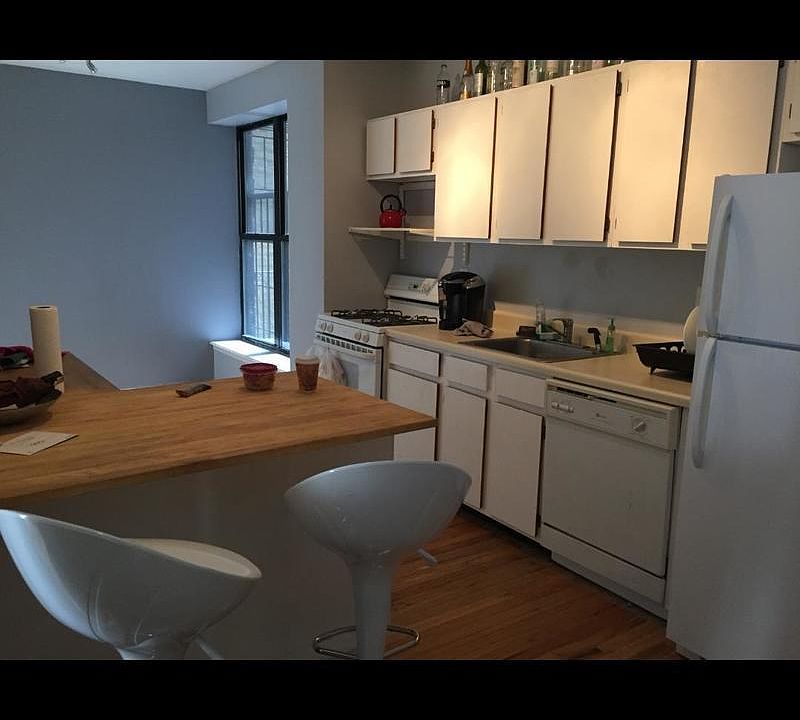 1st image of 35 Central Park N APT 3B