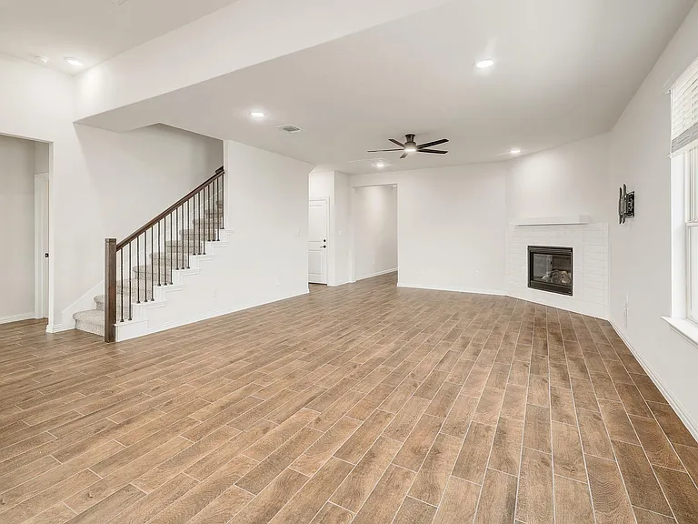 1228 Calendula Trl — Photo 4