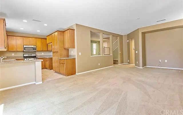 12851 Serpentine Way — Photo 7