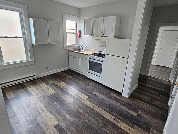 2nd image of 428 Liberty St #2E