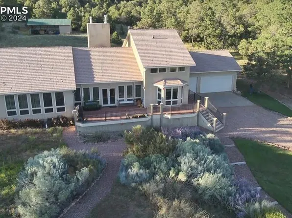 5520 Barrett Rd, Colorado Springs, CO 80926