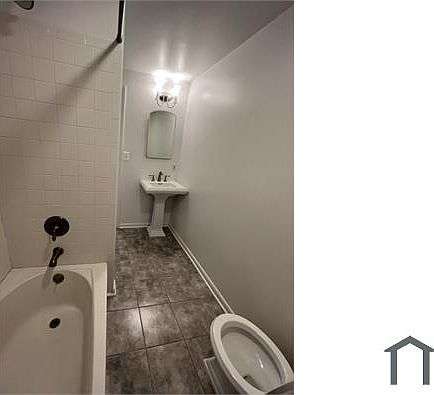 4th image of 9451 Cloverdale Ct