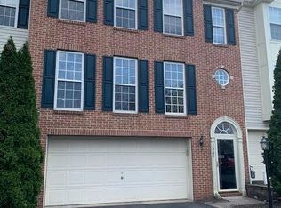 1461 Meadowbrook Dr, Canonsburg, PA 15317