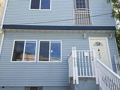 292 New York Ave Photo 1