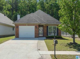4064 Forest Lakes Rd, Sterrett, AL 35147