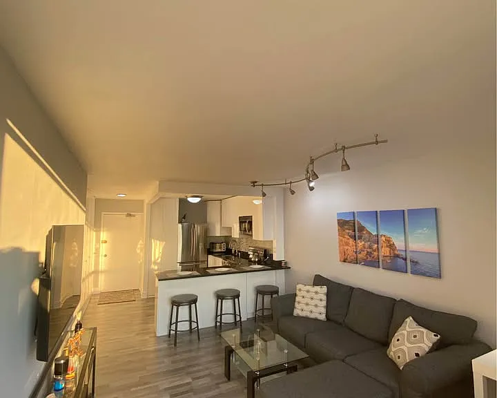 1355 N Sandburg Ter #503D — Photo 1