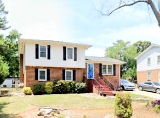 430 Colony Acres Dr, Charlotte, NC 28217
