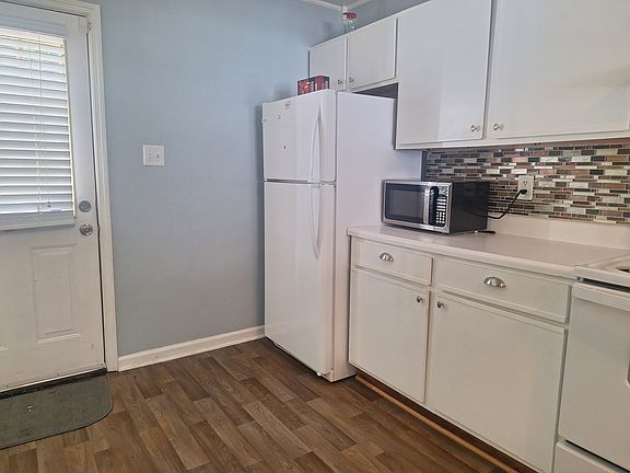 4th image of 966 W Pueblo Dr